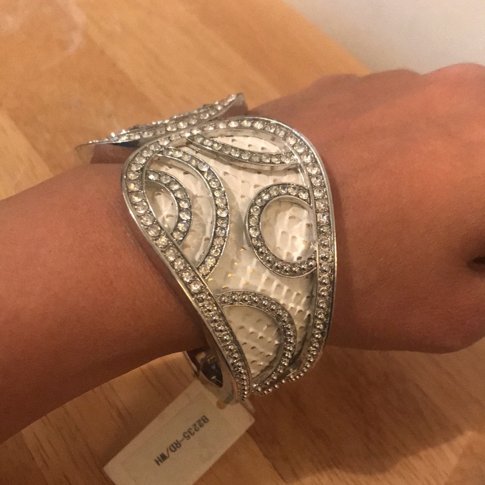 Christina Collection Bangle. - Picture 5 of 5